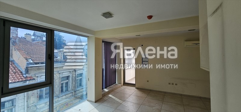 Продава ОФИС, гр. Казанлък, област Стара Загора, снимка 6 - Офиси - 55730086