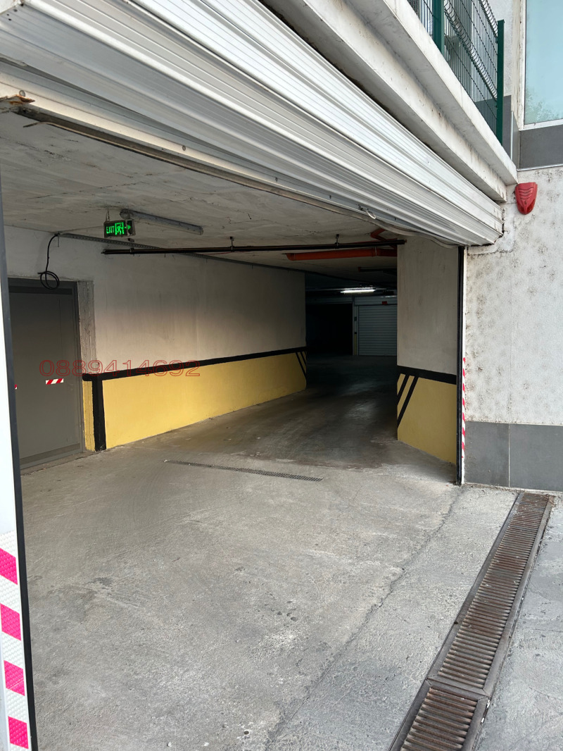 Продава ГАРАЖ, ПАРКОМЯСТО, гр. Момчилград, област Кърджали, снимка 3 - Гаражи и паркоместа - 53461605