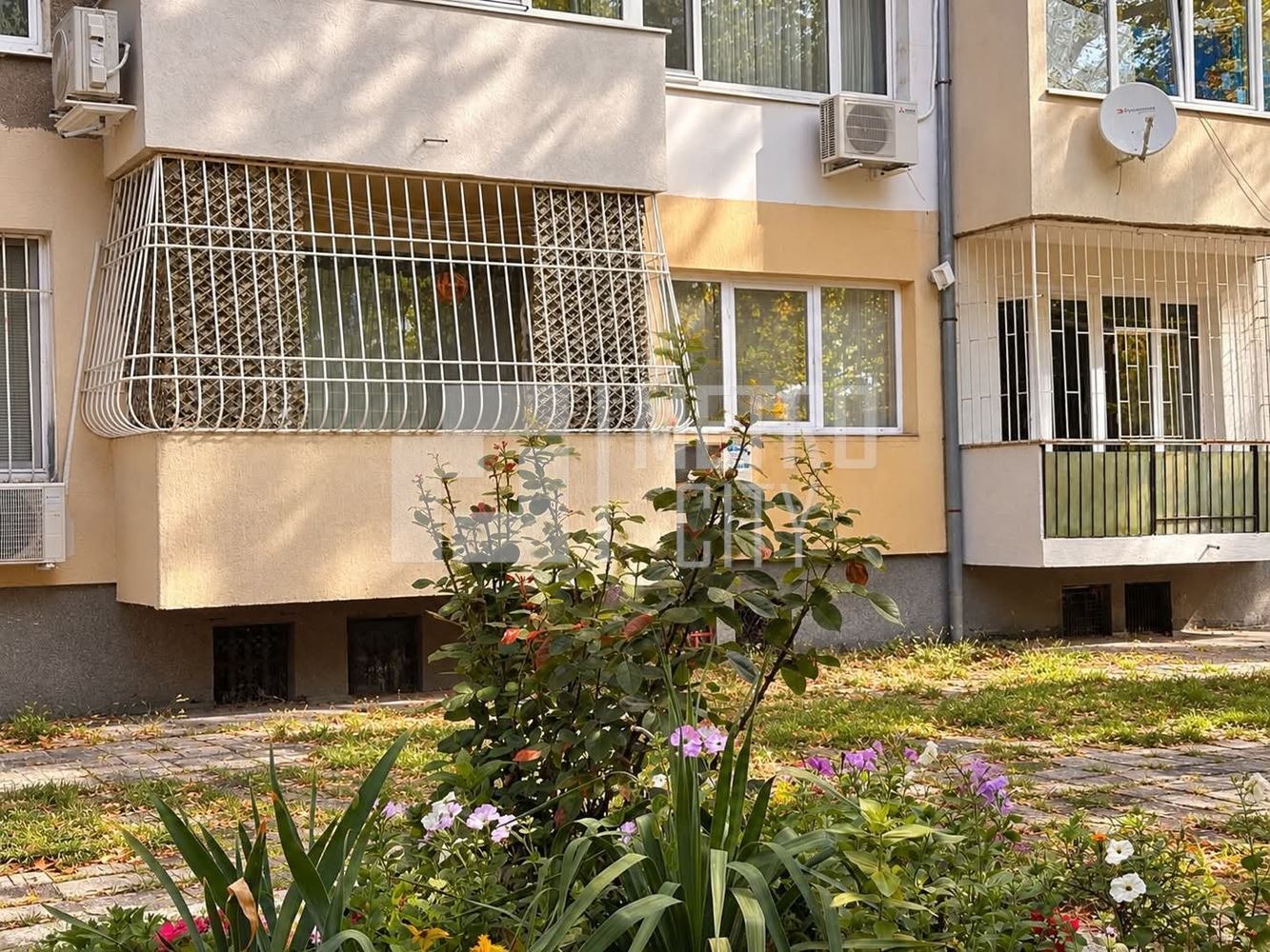 Продава 3-СТАЕН, гр. София, Света Троица, снимка 16 - Апартаменти - 56626539