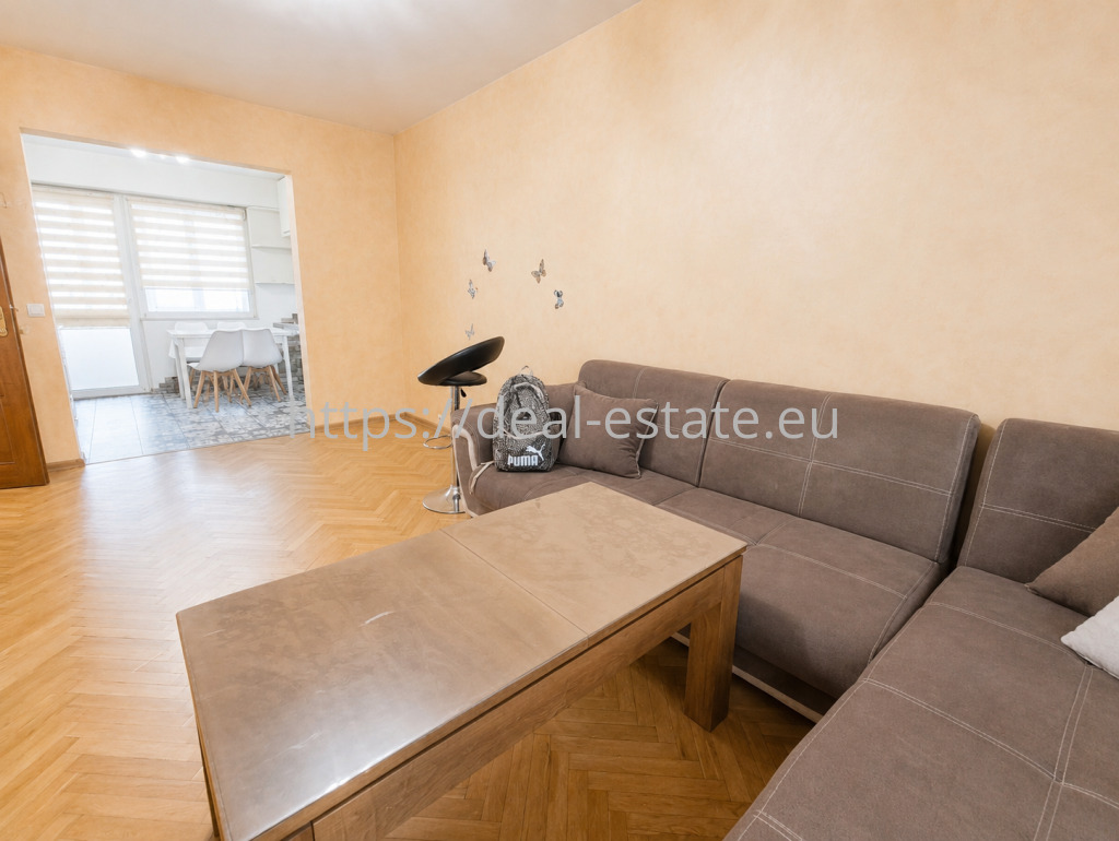 Продава МНОГОСТАЕН, гр. Благоевград, Ален мак, снимка 2 - Апартаменти - 55431223
