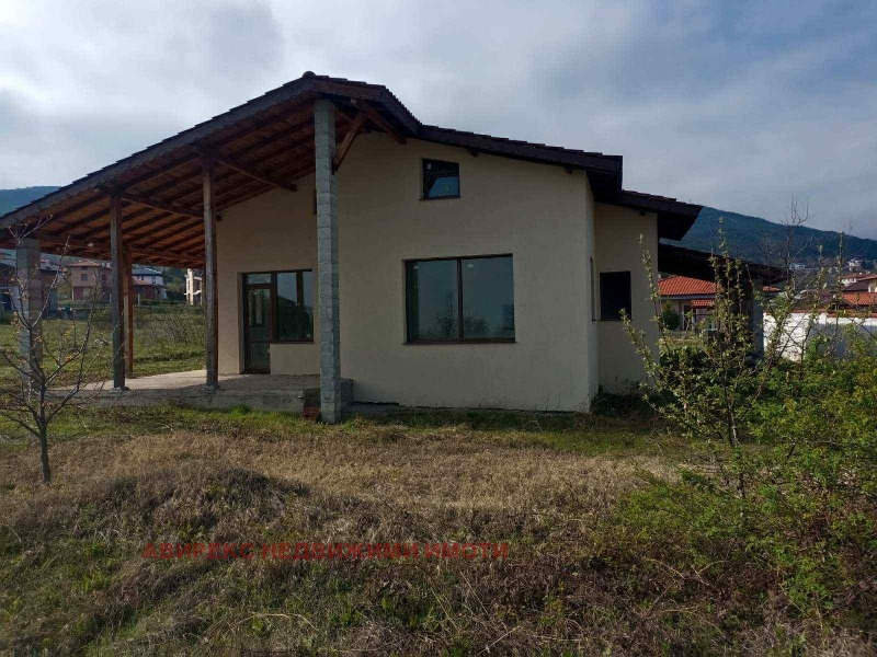 Til salgs  Hus region Plovdiv , Markovo , 202 kvm | 26547543 - bilde [2]