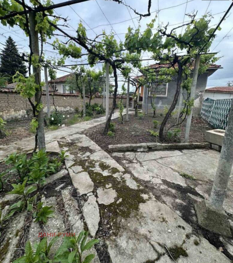 Продава КЪЩА, с. Ръжево Конаре, област Пловдив, снимка 4 - Къщи - 52295149