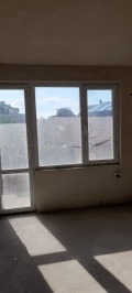 Продава ЕТАЖ ОТ КЪЩА, гр. Черноморец, област Бургас, снимка 3 - Етаж от къща - 40818368