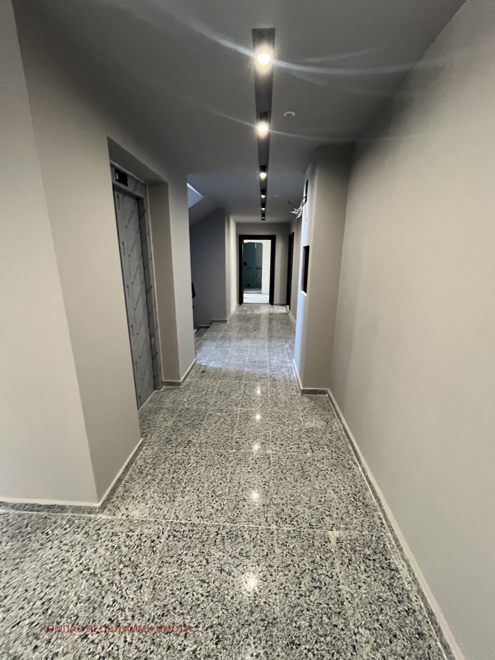 Продава 2-СТАЕН, гр. Варна, Бриз, снимка 13 - Апартаменти - 54034776