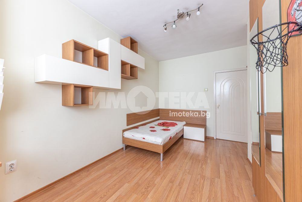 Продава 3-СТАЕН, гр. Варна, Център, снимка 8 - Апартаменти - 56269004