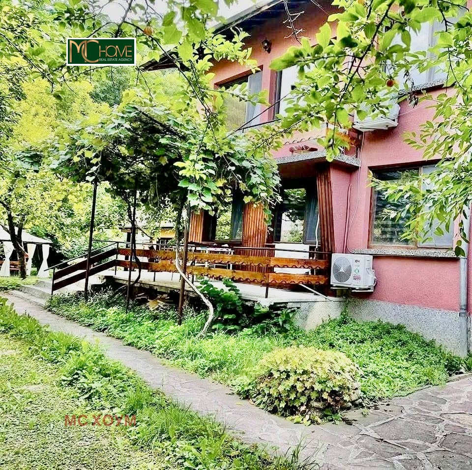Продава КЪЩА, с. Рибарица, област Ловеч
