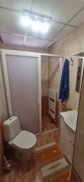 Продава ЕТАЖ ОТ КЪЩА, град Русе, Родина 1 • 140000 € • 35008298 — Holmes.bg