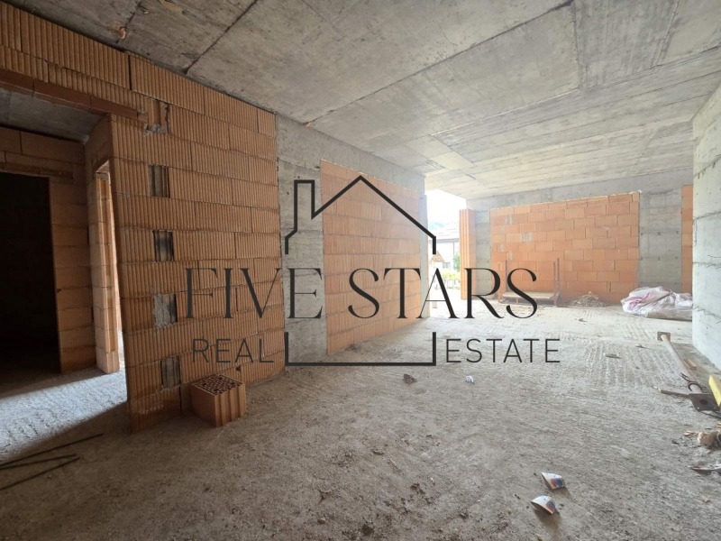 Продава 2-СТАЕН в град Варна, Левски 1 - 86 кв.м / 158 774 € » 310 534.95 лв., ФАЙВ СТАРС