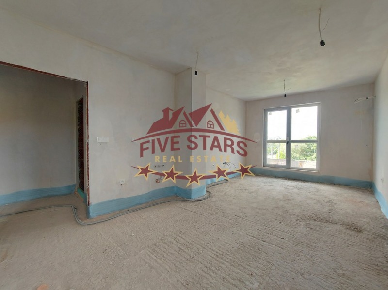 Продава 2-СТАЕН в град Варна, Левски 1 - 75 кв.м / 147 300 € » 288 093.76 лв., ФАЙВ СТАРС