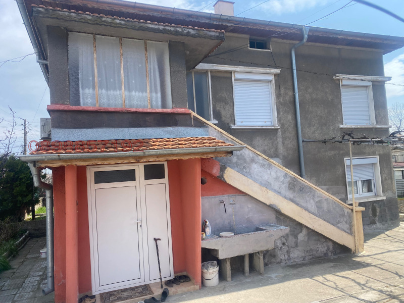 Продава КЪЩА в област Хасково, гр. Димитровград - 438 кв.м / 75 000 € » 146 687.25 лв.