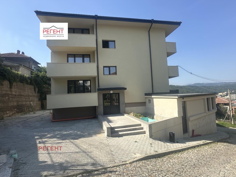 De vânzare  1 dormitor Gabrovo , Țentâr , 132 mp | 53593833