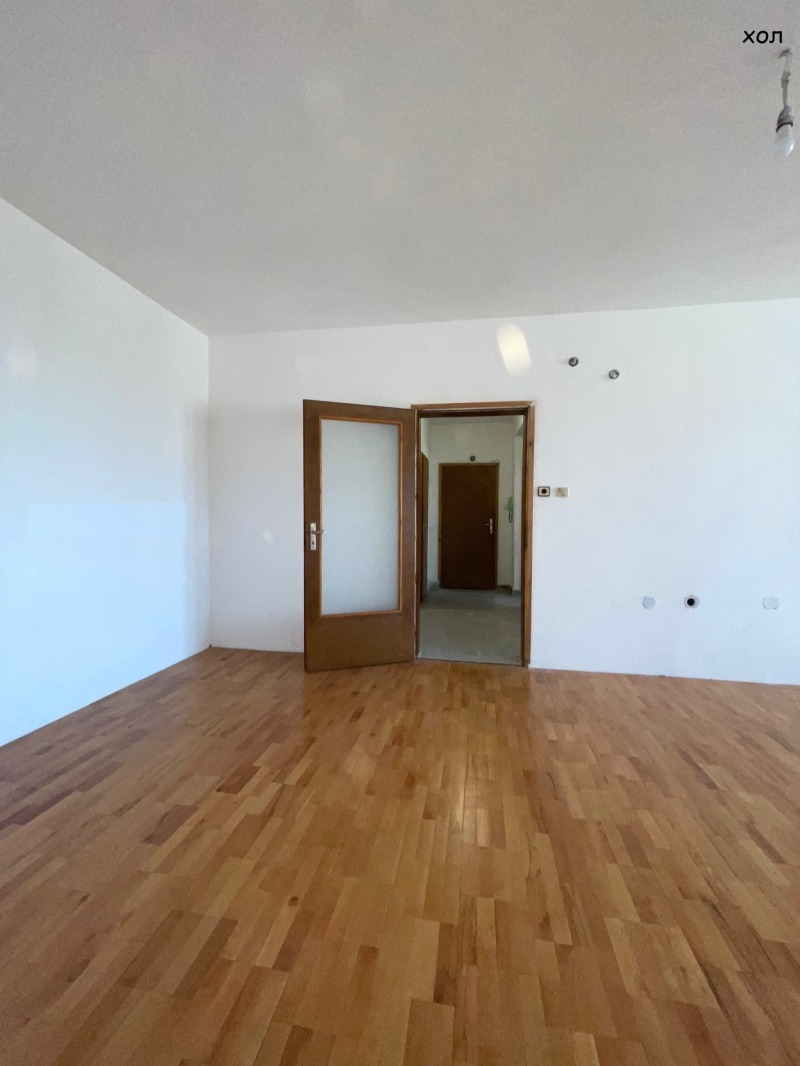 Продава МНОГОСТАЕН, гр. Русе, Мальовица, снимка 3 - Апартаменти - 52687023