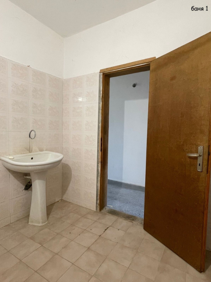 Продава МНОГОСТАЕН, гр. Русе, Мальовица, снимка 13 - Апартаменти - 52687023