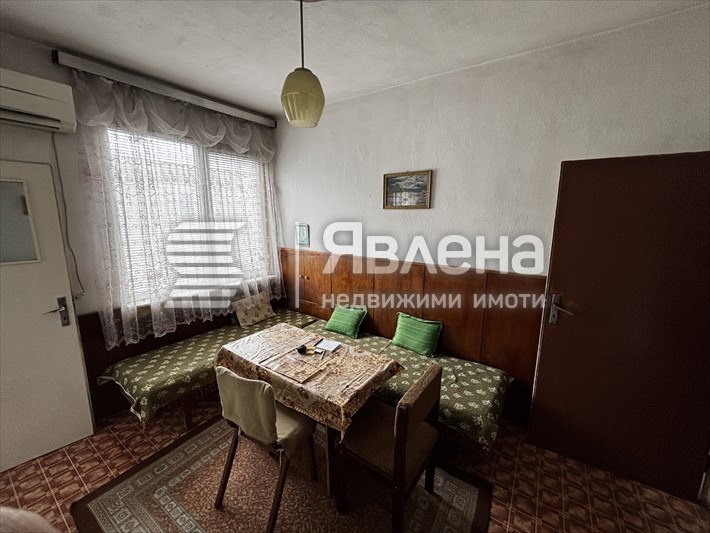 Продава  Етаж от къща област Пловдив , гр. Асеновград , 140 кв.м | 54673576 - изображение [8]