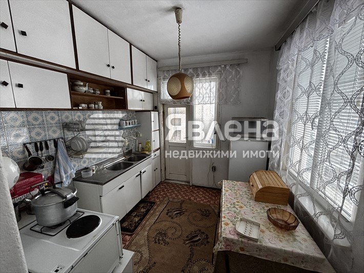 Продава  Етаж от къща област Пловдив , гр. Асеновград , 140 кв.м | 54673576 - изображение [9]