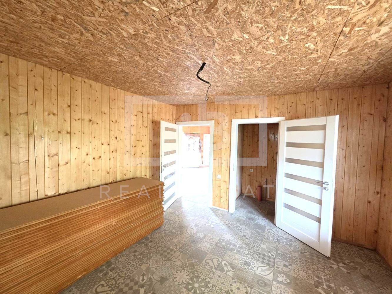 Продава КЪЩА, с. Осоица, област София област, снимка 12 - Къщи - 56194057