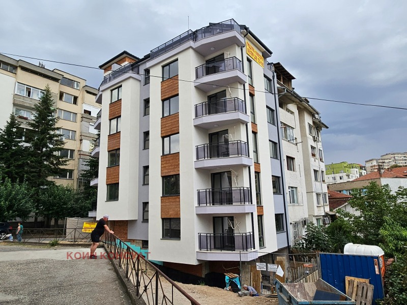 Na prodej  1 ložnice Pleven , 9-ti kvartal , 70 m2 | 28168314 - obraz [2]