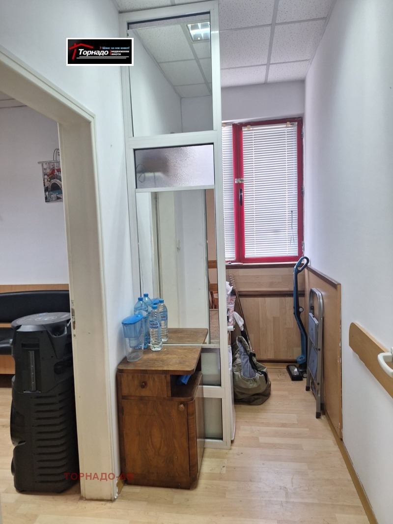 Продава  Офис област Велико Търново , гр. Горна Оряховица , 36 кв.м | 35035887 - изображение [2]