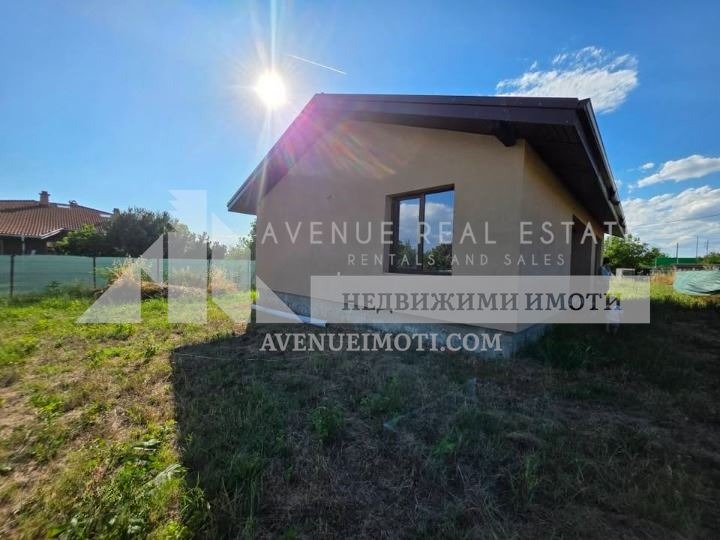 Продава КЪЩА, с. Скутаре, област Пловдив, снимка 2 - Къщи - 56134833