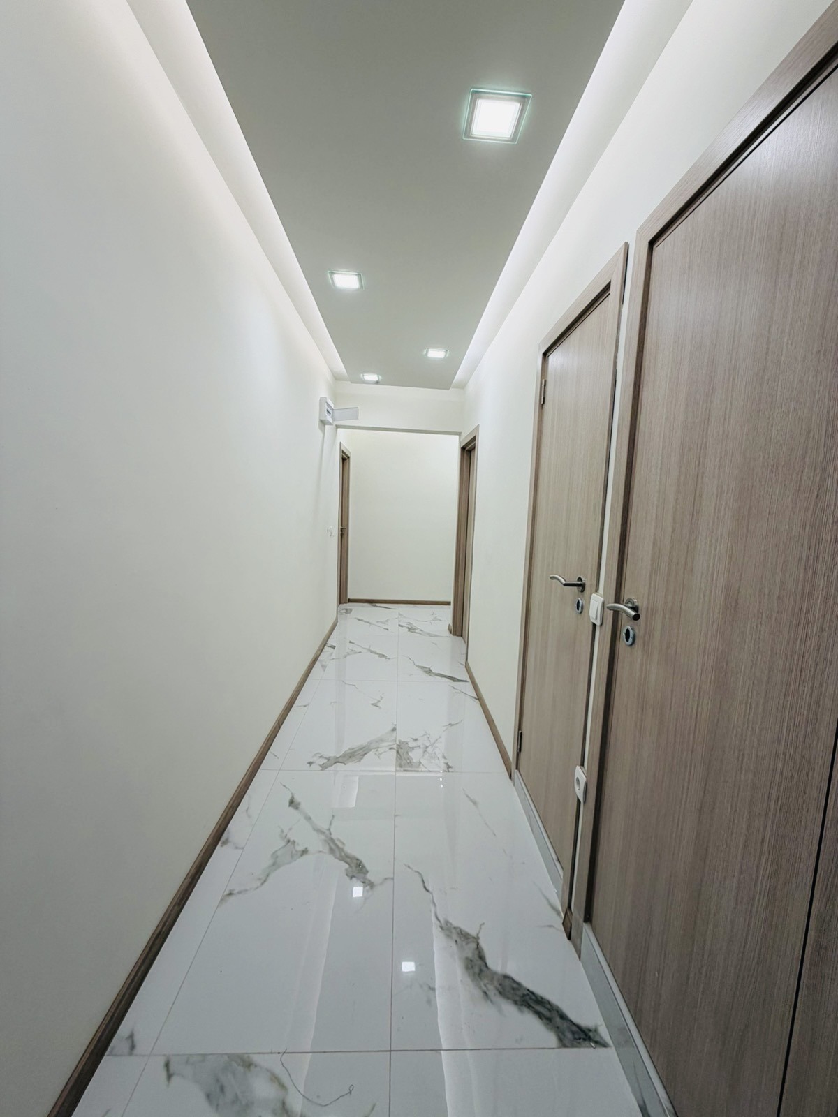 Продава 3-СТАЕН, гр. Варна, Аспарухово, снимка 2 - Апартаменти - 53389500