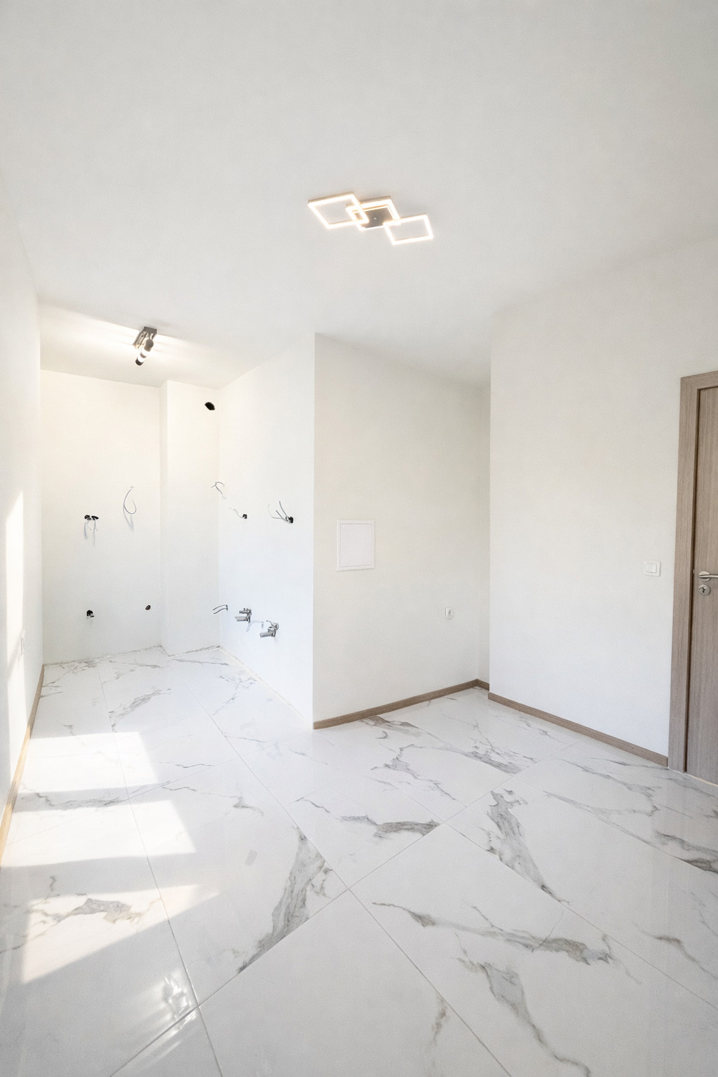 Продава 3-СТАЕН, гр. Варна, Аспарухово, снимка 3 - Апартаменти - 53389500