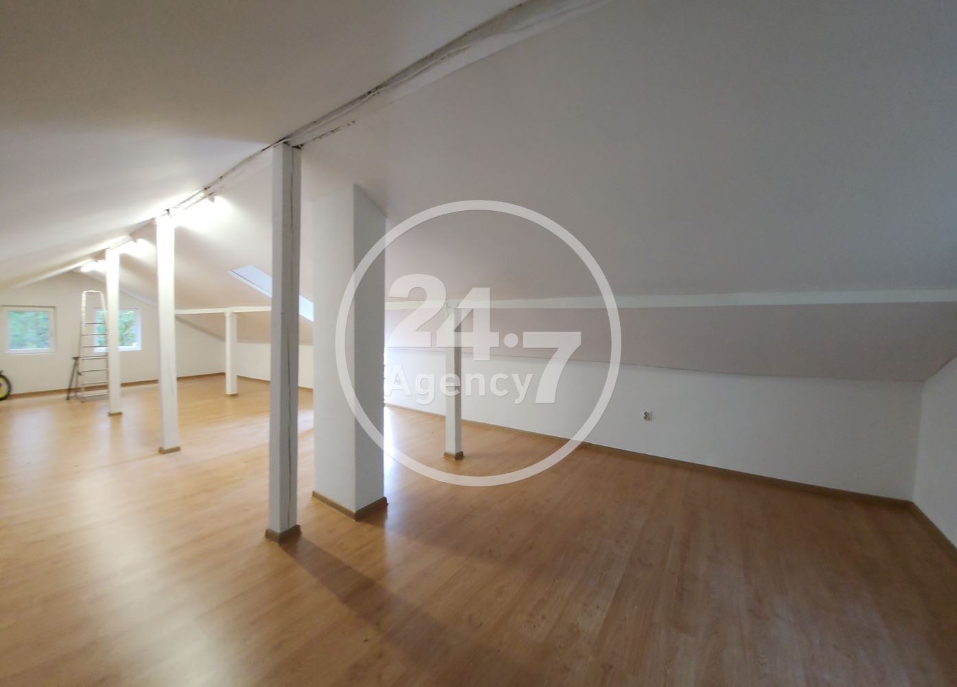 Продава КЪЩА | Imot.bg — изображение 11