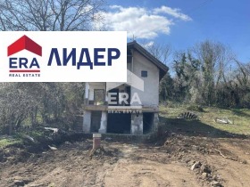 Продава Къща
