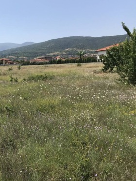 Trama Brestnik, região Plovdiv