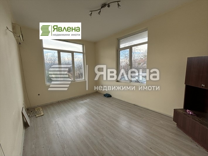 Продава 3-СТАЕН, гр. Пловдив, Южен, снимка 1 - Aпартаменти - 49364845