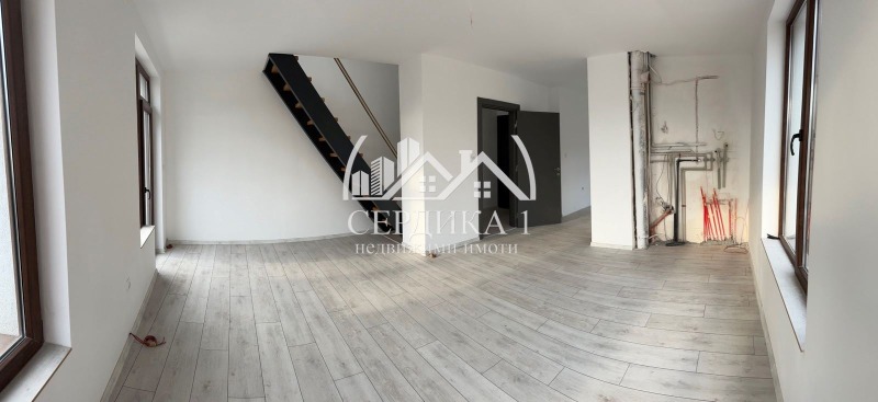 In vendita  Maisonette Blagoevgrad , Idealen tsentar , 152 mq | 40496455