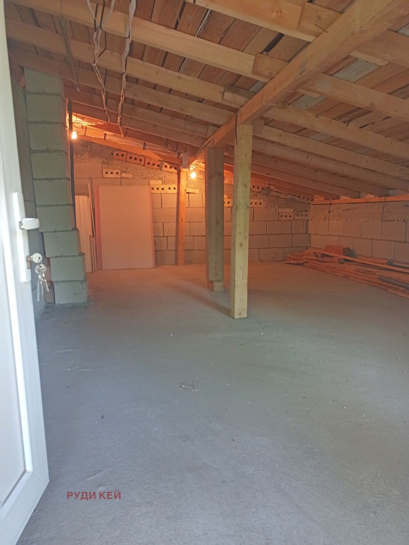 Продава КЪЩА, гр. Варна, м-т Крушките, снимка 12 - Къщи - 52220910