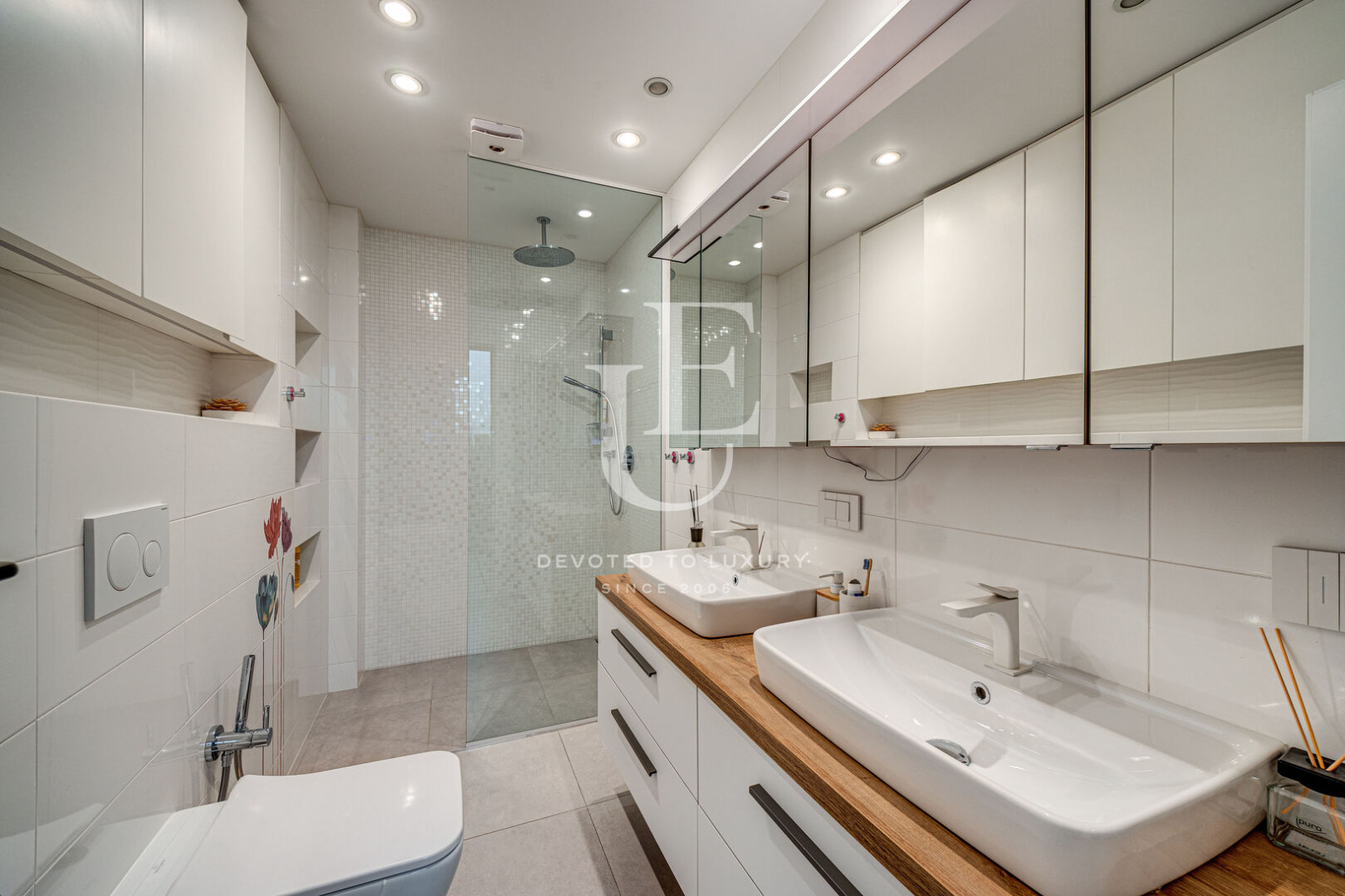 Продава МНОГОСТАЕН, гр. София, Витоша, снимка 15 - Апартаменти - 54732189