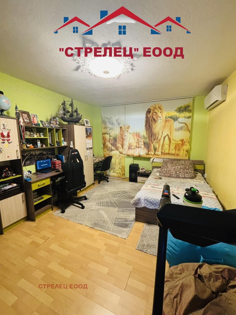 Продава  3-стаен град Добрич , Център , 86 кв.м | 79221604 - изображение [8]