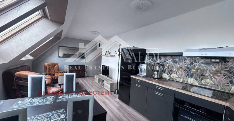 Продава 3-СТАЕН, гр. Варна, Базар Левски, снимка 2 - Апартаменти - 52459298