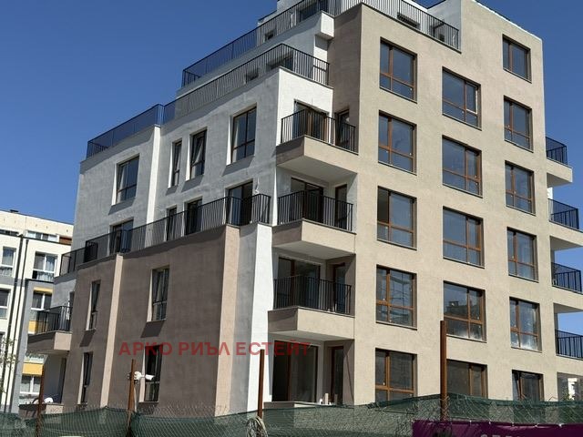Продава 3-СТАЕН, гр. София, Левски В