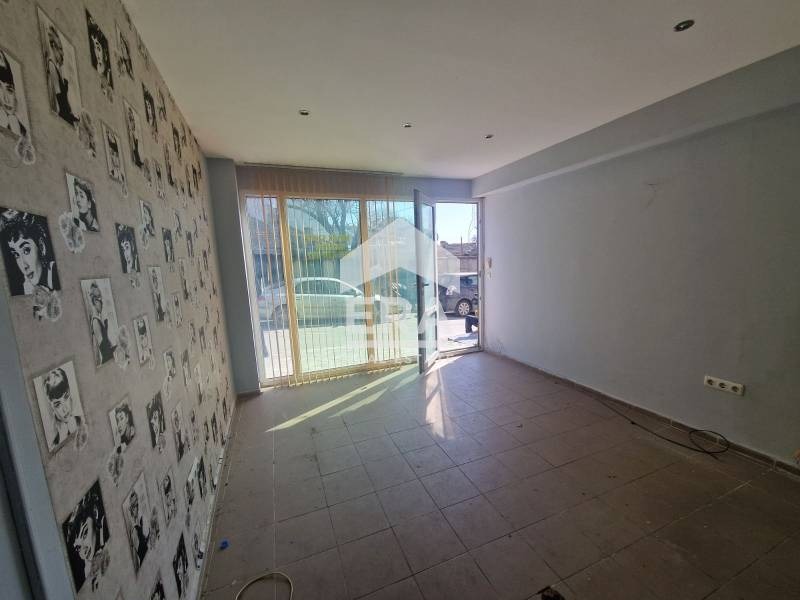 Продава ОФИС, гр. Варна, Погреби, снимка 3 - Офиси - 53899076