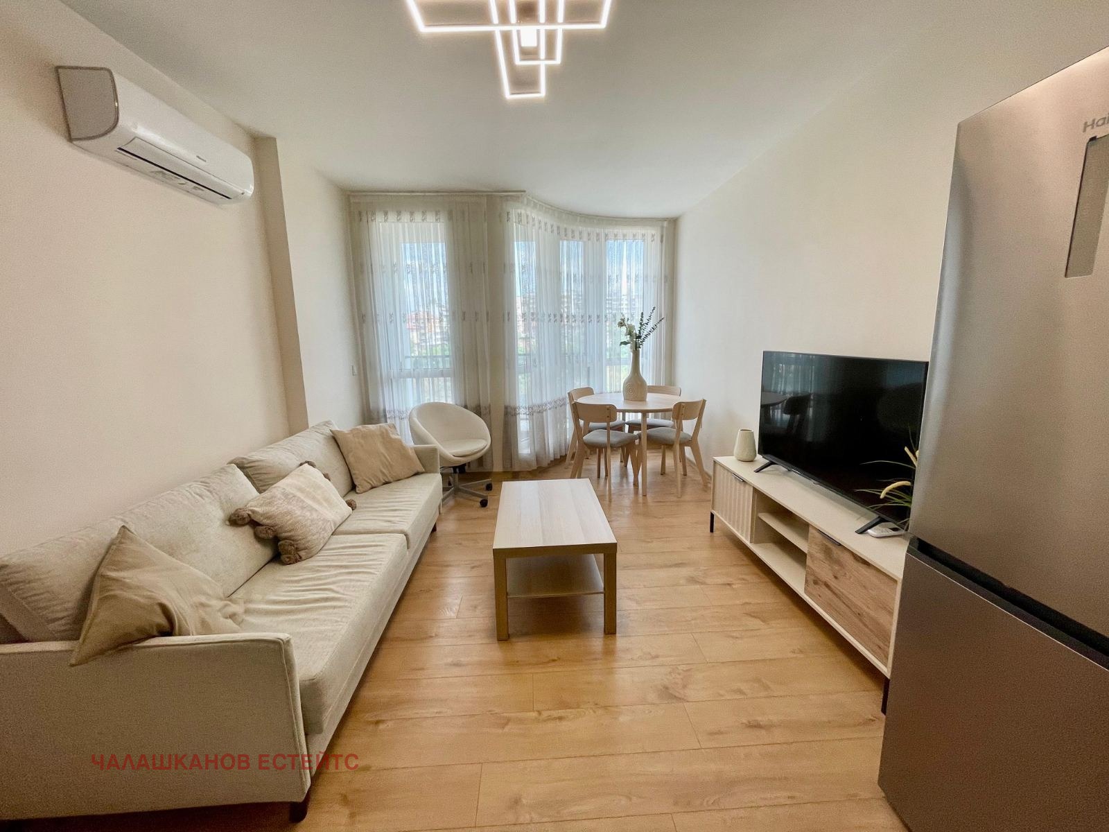 Продава 3-СТАЕН, гр. София, Център, снимка 2 - Апартаменти - 56266958
