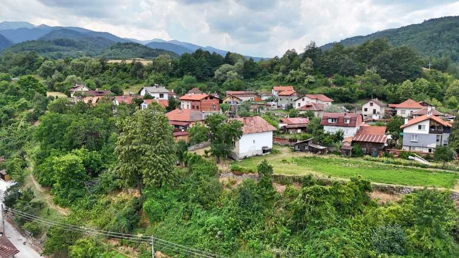 Продава КЪЩА, с. Радуил, област София област, снимка 11 - Къщи - 55929757