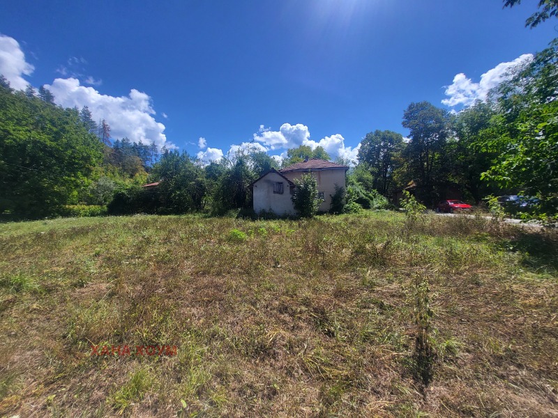 Продава ПАРЦЕЛ в област Ловеч, гр. Априлци - 1591 кв.м / 55 000 € » 107 570.65 лв., ХАНА ХОУМ