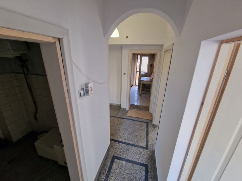 Продава  3-стаен град Пловдив , Каменица 1 , 114 кв.м | 70633232 - изображение [2]