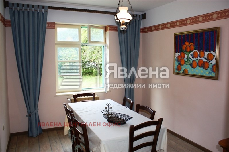 Продава КЪЩА, с. Рибарица, област Ловеч, снимка 10 - Къщи - 54071941