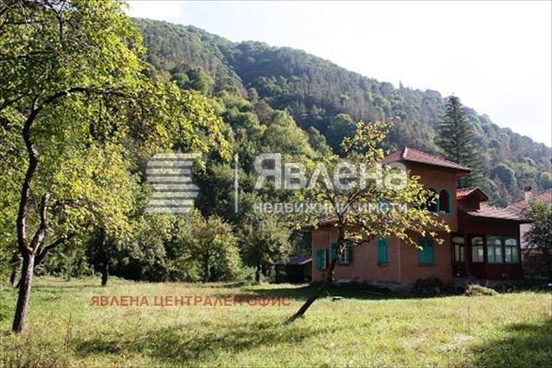 Продава КЪЩА, с. Рибарица, област Ловеч, снимка 16 - Къщи - 54071941