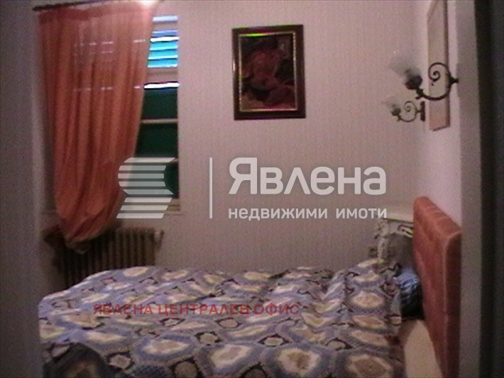 Продава КЪЩА, с. Рибарица, област Ловеч, снимка 8 - Къщи - 54071941