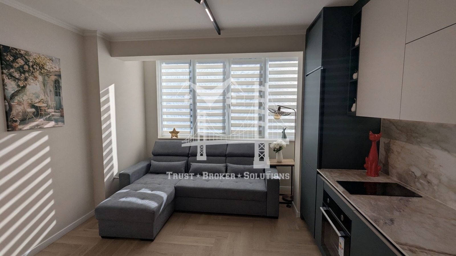 Продава 3-СТАЕН, гр. София, Оборище, снимка 3 - Апартаменти - 53708410