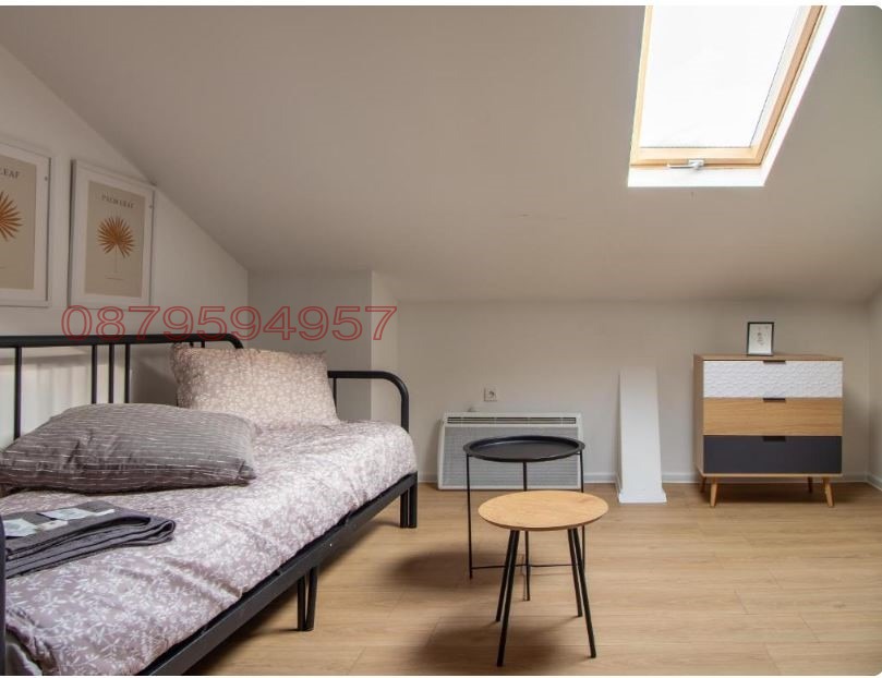 Продава АТЕЛИЕ, ТАВАН, гр. София, Център