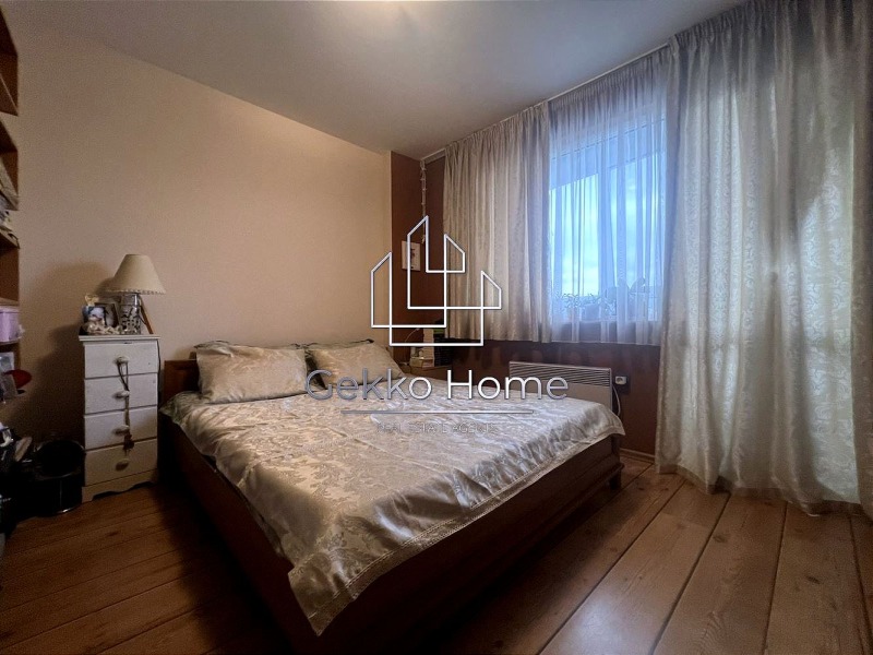 Продава 3-СТАЕН, гр. Варна, Лятно кино Тракия, снимка 3 - Апартаменти - 52130035