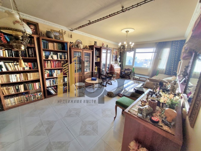 Продава 4-СТАЕН, гр. София, Белите брези