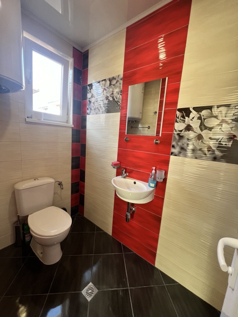 Продава МНОГОСТАЕН, гр. Поморие, област Бургас, снимка 11 - Апартаменти - 52388306