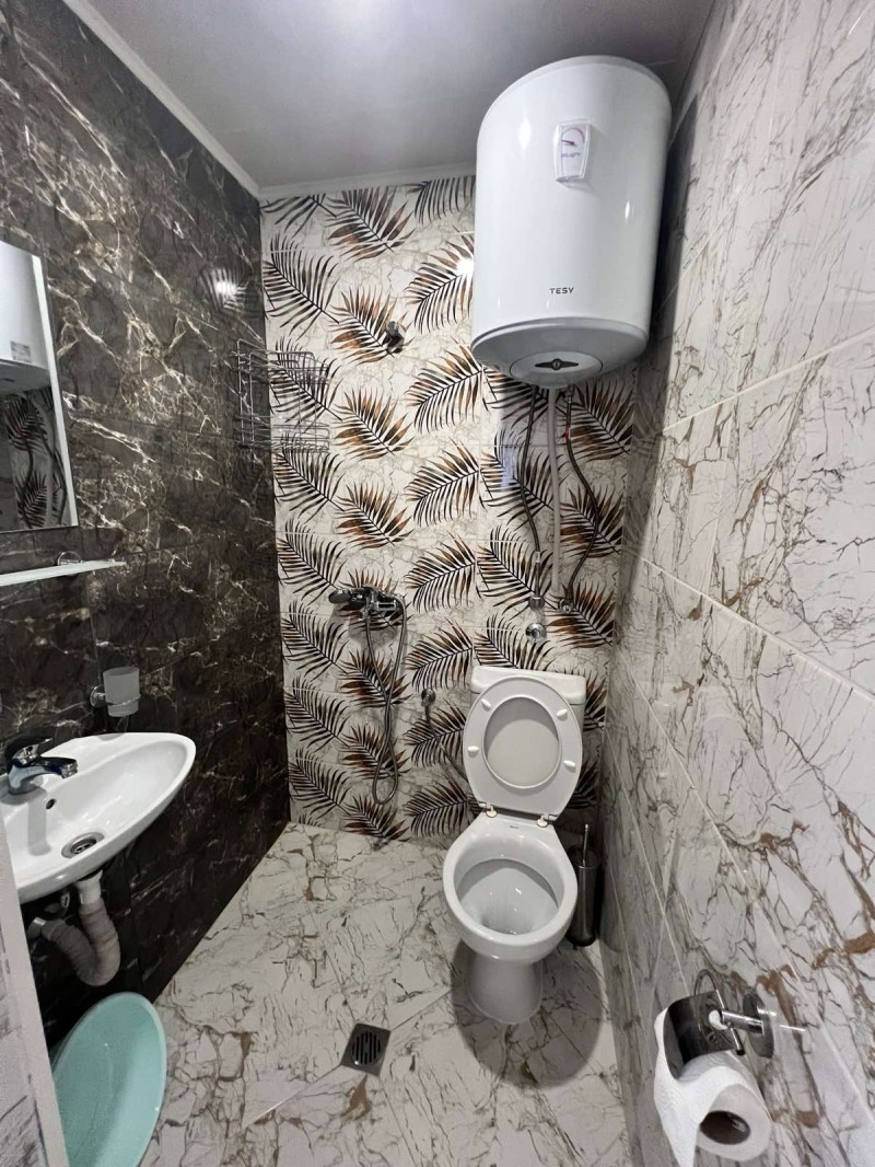 Продава МНОГОСТАЕН, гр. Поморие, област Бургас, снимка 12 - Апартаменти - 52388306