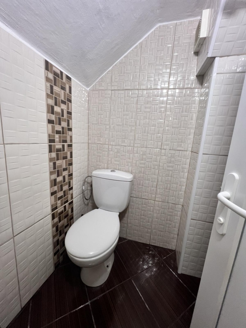 Продава МНОГОСТАЕН, гр. Поморие, област Бургас, снимка 3 - Апартаменти - 52388306